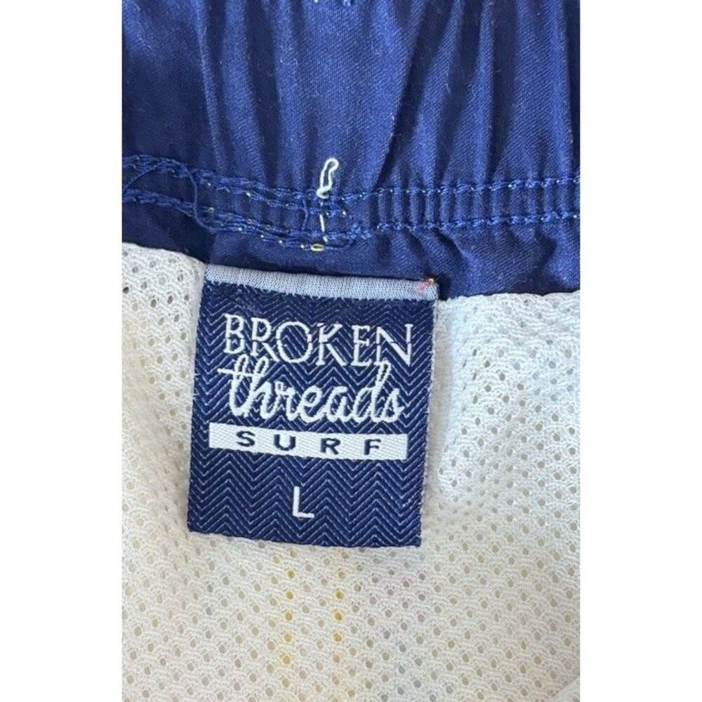 BROKEN Threads Men’s Yellow Cocktail Print Swim Trunks Shorts Size L - Picture 7 of 7